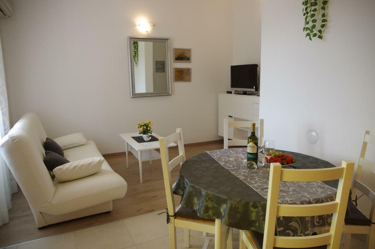 Apartments Sonja Podgora Luaran gambar